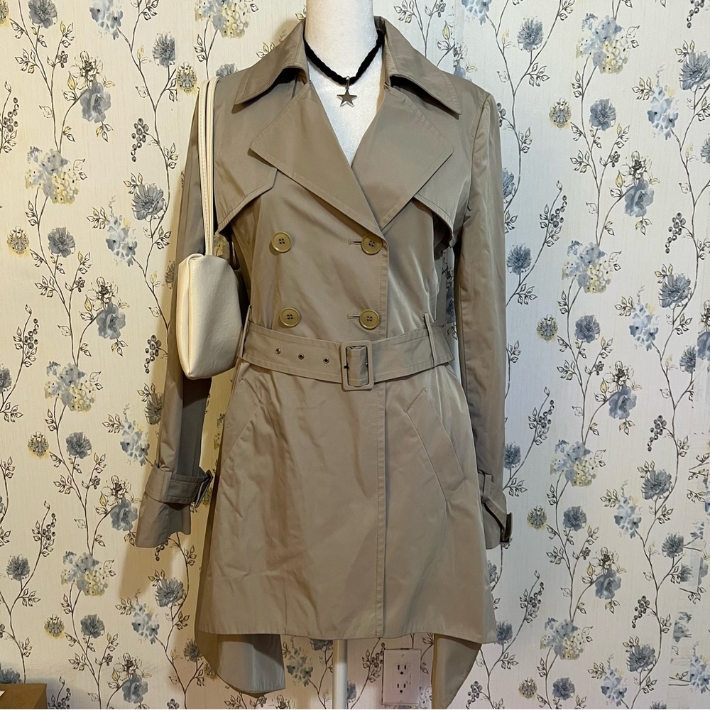 BCBGMaxAzria Beige Trench Coat